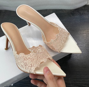 Collection Été 2025 Huizhou – Sandales à talons aiguilles super hauts et fins, style européen et américain, à bout pointu, avec empeigne en maille ouverte à l'arrière - Product Image 6