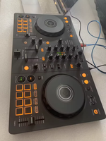 Contrôleur DJ double canal Pioneer DJ DDJ-FLX4 pour débutants