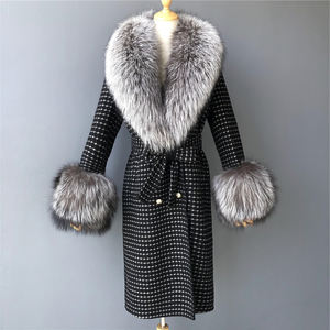 Gran oferta, abrigo de lana de Invierno para <span class=keywords><strong>mujer</strong></span>, gabardina cruzada 100% con cuello de piel de zorro Real, abrigos de invierno de Cachemira al por mayor para <span class=keywords><strong>mujer</strong></span> - Product Image 1