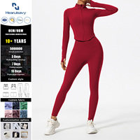 Ensemble de yoga personnalisé pour femme avec logo, veste courte zippée à col montant, soutien-gorge de sport et leggings taille haute moulants – Vêtements de sport en gros