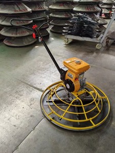 Allanadora de Concreto a Gasolina de 5.0 HP, Herramienta para Nivelar, Compactar y Acabado de Pisos de Concreto, Motor Amarillo de Alta Potencia - Product Image 1