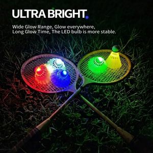 Volants <span class=keywords><strong>de</strong></span> <span class=keywords><strong>badminton</strong></span> LED ZHENAN 4/5/6 pièces en nylon, lumineux dans le noir, en plastique, pour sports intérieurs et extérieurs - Product Image 6