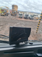 Enregistreur vidéo embarqué YQ-33 MDVR 4 canaux 1080P avec écran IPS 7 pouces, 256 Go, GPS/WiFi intégrés, enregistrement en boucle, verrouillage d'urgence et stationnement