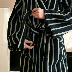 Batas de Invierno de Algodón de Lujo al por Mayor para Parejas, a Rayas y Cuadros, Altamente Absorbentes, con Cierre de Cordón, de Alta Calidad, Unisex para Adultos - Product Image 5