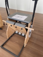 Chaise de Pilates Wunda de haute qualité pour studio et usage personnel avec pédale séparée pour une stabilité accrue