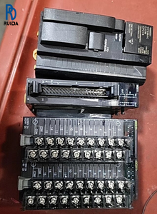 Módulo PLC CJ2M-CPU14/MD211/CJ1W, Controlador Lógico Programable, Módulo de Control Industrial, Unidad de Control de Automatización, Módulo de E/S Digital - Product Image 1