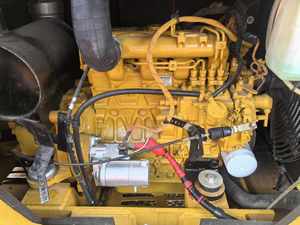 Mini-excavatrice Caterpillar 305.5E2 d'occasion, 5,5 tonnes, moteur Sdec, faible nombre d'heures, vente en gros, certifiée CE - Product Image 3