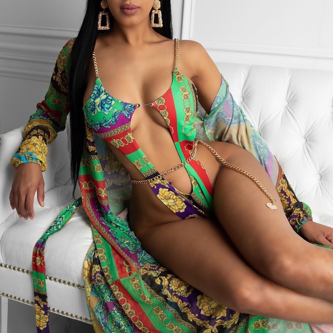 2021 o estilo quente das senhoras sexy bikini beachwear cor sólida copo grande de sutiã swimwear fora ajuste festa Na Piscina bikini