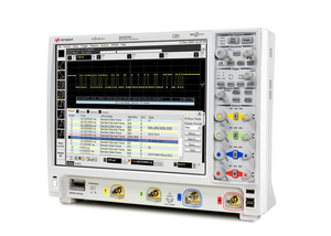 كيسايت (Agilent) MSO9104A إشارة مختلطة راسم الذبذبات: 1 جيجا هرتز ، 4 تناظرية بالإضافة إلى 16 قناة رقمية - Product Image 2