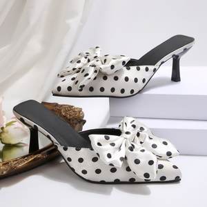 128 Nouveaux escarpins à bout pointu style français, petits talons parfumés, style cool, pantoufles en soie et satin, chaussures pour femmes européennes et américaines - Product Image 5