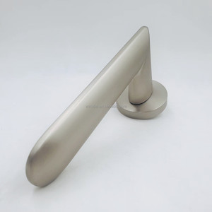 Ensemble <span class=keywords><strong>de</strong></span> serrures <span class=keywords><strong>de</strong></span> <span class=keywords><strong>poignée</strong></span> <span class=keywords><strong>de</strong></span> <span class=keywords><strong>porte</strong></span> moderne sur rosette Quincaillerie <span class=keywords><strong>de</strong></span> <span class=keywords><strong>porte</strong></span> intérieure <span class=keywords><strong>Poignée</strong></span> <span class=keywords><strong>de</strong></span> <span class=keywords><strong>porte</strong></span> avant - Product Image 3