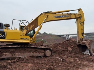 Excavatrice Komatsu PC400-7 PC400-8 PC450-8 PC460-8 d'occasion en état d'origine, matériel de construction d'occasion de la marque Komatsu - Product Image 2