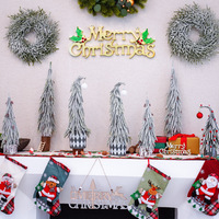 Nouvel arbre de Noël de table transfrontalier en PE 20*10*42cm avec ornements en forme de boule pour la décoration de la maison