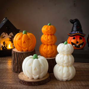Bougie parfumée artisanale en cire de soja mélangée en forme de citrouille d'Halloween, ornement créatif et original pour <span class=keywords><strong>la</strong></span> maison, cadeau de vacances, souvenir - Product Image 2