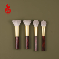Pinceau de maquillage en poils de chèvre de luxe de haute qualité Grand manche en ébène laqué Poudre libre Blush Logo personnalisé