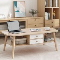 Nouvelle table basse en bois au design moderne.
