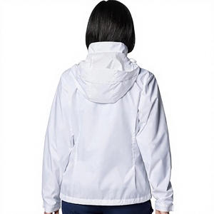 Veste coupe-vent blanche à capuche pour femme, décontractée, imperméable, avec fermeture éclair sur le devant, vêtement d'extérieur de printemps, coupe régulière, en polyester - Product Image 2
