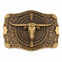 Boucle de ceinture ovale dorée antique avec crâne de bison et gravure florale pour ceintures western