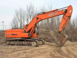 Excavadora Doosan DX225LCA de 25 Toneladas, Máquina Excavadora Hidráulica con Cucharón de 0.2m, Motor Cummins, Equipo de Construcción Usado - Product Image 1
