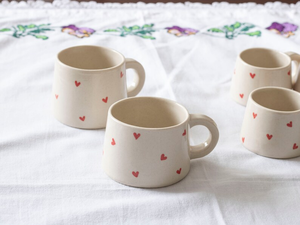 2025 New Holiday Hand Painted Cartoon Porcelain <b>Coffee</b> <b>Mug</b> <b>Set</b> 400ml Business Gift High Quality Dishwasher Safe Heart Handle 3D - Product Image 2