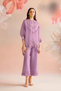 เสื้อคลุมดีไซน์เนอร์พร้อมปักลายปักสวยงามด้วยงานฝีมือสินค้าจำนวนมากทำด้วยมือ - Product Image 3