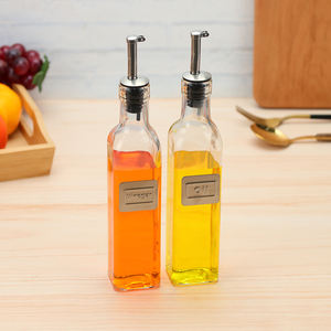 Set minyak dan cuka kaca persegi, desain Italia klasik dengan Label pelat baja tidak menetes rak cerat untuk dapur restoran - Product Image 2