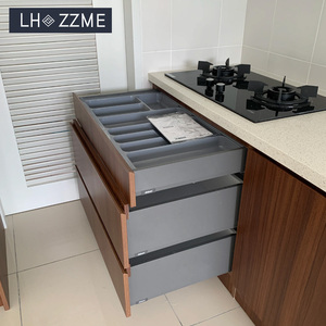 Set di Mobili da Cucina Minimalisti in Impiallacciatura di Legno Personalizzabili con Piano di Lavoro in Quarzo e Cassetti, Cucina Aperta Ecologica per Hotel - Product Image 6