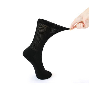 Chaussettes diabétiques confortables en coton à <span class=keywords><strong>mollet</strong></span> <span class=keywords><strong>large</strong></span> de couleur unie de haute qualité <span class=keywords><strong>pour</strong></span> femmes - Product Image 4