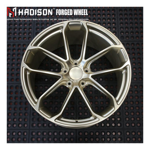 Rines Personalizados de Aleación Forjada en Oro Congelado <span class=keywords><strong>PCD</strong></span> 5x130 5x112 Compatibles con <span class=keywords><strong>Porsche</strong></span> Cayenne <span class=keywords><strong>Macan</strong></span> - Product Image 1