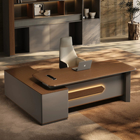 Nouveau Bureau de Direction Moderne 2026 – Surface PVC Texturée 3D en Panneau Écologique E1 avec Hub d'Alimentation Intelligent – Table de Bureau pour Dirigeant – Mobilier de Bureau