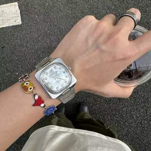 Bracelet d'album d'art de chanteur hip-hop, Kawaii Kanye Dropouts Bear, vintage, hip-hop, métal, manchette, bijoux, chaîne de mode pour hommes et femmes - Product Image 4