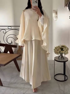Ensemble Abaya Musulmane <span class=keywords><strong>Deux</strong></span> Pièces Plissé Élégant Style Cape Mexizo pour Femme – Luxe en Polyester Automne Dubaï - Product Image 2