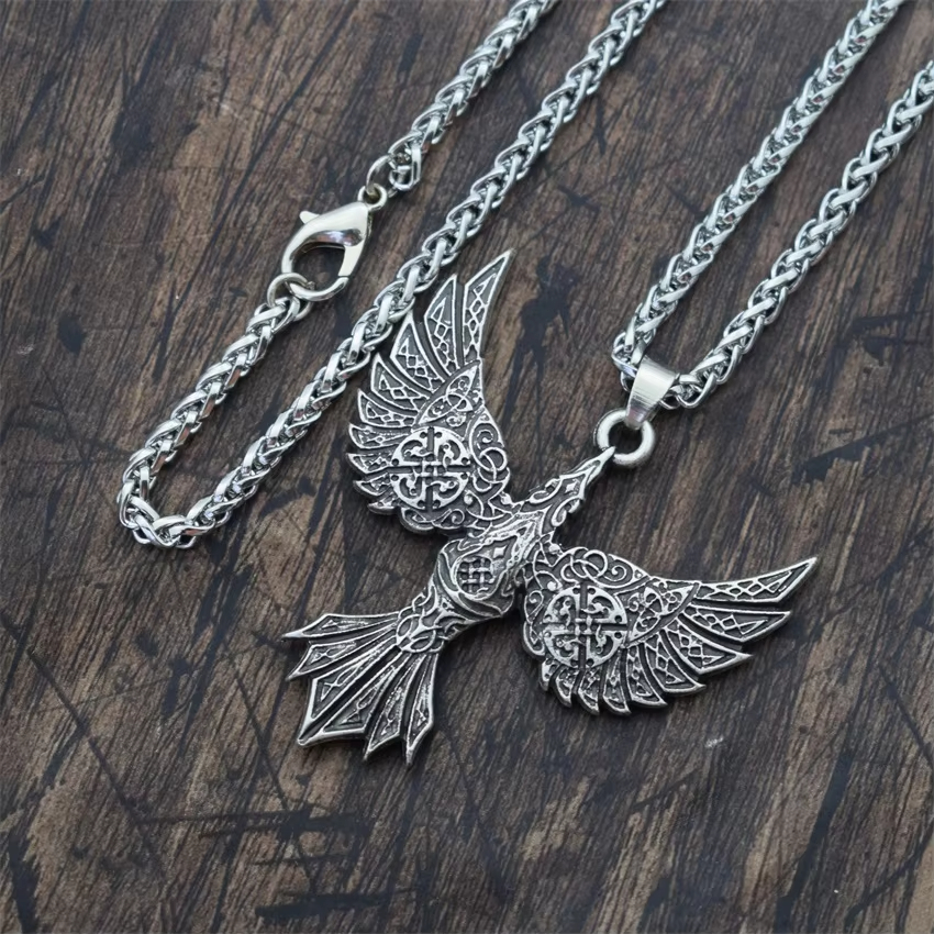 Collana con ciondolo a forma di corvo celtico - Argento Sterling 925