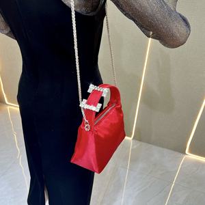 Nouveau Sac à Main <span class=keywords><strong>de</strong></span> Soirée en Satin pour Femme 2026 – Élégant Sac à Main pour Fille avec Poignée Réglable, Pochette <span class=keywords><strong>de</strong></span> Soirée Formelle, Sac à Bandoulière Chaîne Petit Format - Product Image 6