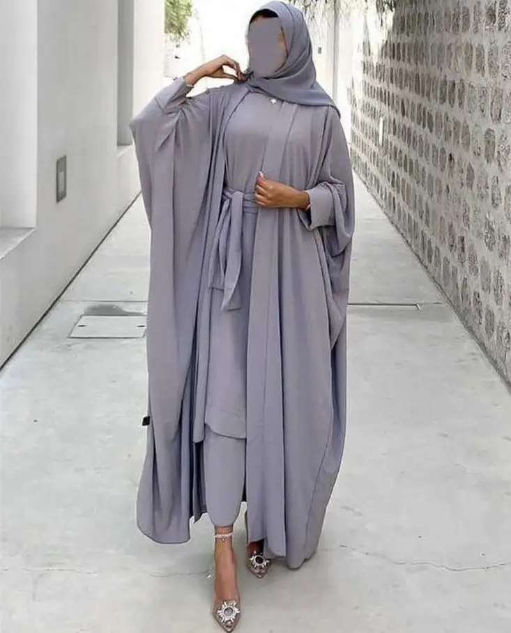 Dernière conception de la Turquie Dubaï couleur unie deux pièces ensemble Abaya intérieur Hijab robe Islam vêtements soie rides ouvert Abayas pour les femmes