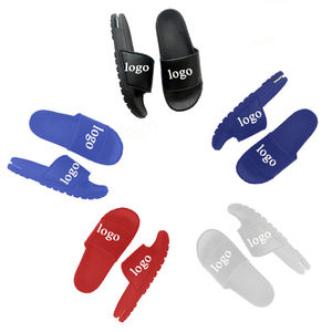 Tongs pour femmes de haute qualité une sangle de couleur blanche classique confortable Logo personnalisé hommes PVC pantoufles à glissière - Product Image 6