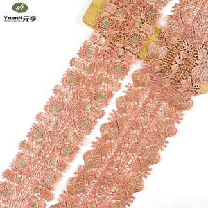 Garniture de Dentelle Guipure Étroite Brodée en Gros 100% Polyester avec Strass <span class=keywords><strong>DMC</strong></span> Hydrosoluble - Product Image 1