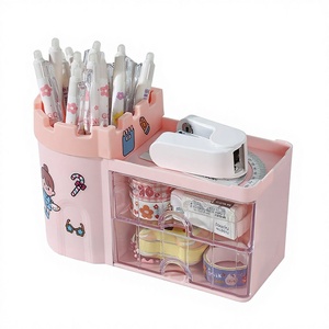 Nouvel Organisateur de Bureau Carré en Plastique Style Ins, Motif Fille Cartoon Mignon, Rangement Anti-Poussière pour Crayons - Product Image 1