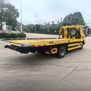 Camion de remorquage rotatif Foton 4X2 8 tonnes, camion de dépannage automatique, camion à plateau pour le remorquage de véhicules - Product Image 4