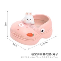 Pot de fleurs en résine en forme de botte mignon de dessin animé avec logo personnalisé et pot de succulente en résine animale pour la décoration de jardin à la maison