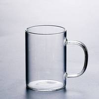 Tasse en verre borosilicate haute résistance à paroi simple, design moderne, poignée colorée, corps droit, sans couvercle, pour jus et boissons froides domestiques