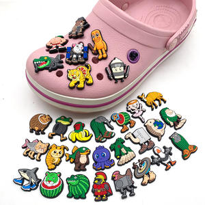 Figurines en plastique souple PVC, style italien, Tung Tung Tung Sahur, accessoires de chaussures DIY, breloques pour sabots, unisexe - Product Image 3