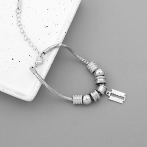 Pulsera de Diseño Popular en Oferta, Múltiples Modelos, Chapada en Plata de Titanio, Pulseras Unisex, Joyería de Moda - Product Image 4