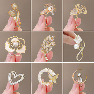 Broches papillon haut de gamme, broches exquises en alliage de libellule avec pompon, corsage personnalisé électroplaqué - Product Image 2