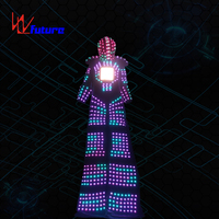 Costumes polychromes de robot des marcheurs LED d'échasse avec l'écran LED Costumes programmables de l'utilisation LED d'événement d'exposition de rue