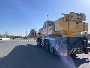 Grúa Oruga Usada XCM-G XCT75L5 de 75 Toneladas con Bomba de Motor PLC, Exportación de Fábrica China, Buen Estado, Maquinaria de Construcción - Product Image 5