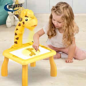 Niños <span class=keywords><strong>Adn</strong></span> niñas juguetes educativos ciervos tablero de <span class=keywords><strong>dibujo</strong></span> pintura arte proyector Mesa chico pintura - Product Image 1