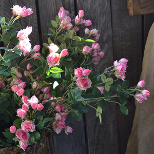 Rosas Artificiales al por Mayor para Decoración del Hogar, Ramo de 18 Rosas Blancas, Marrones y Rojas, Tipo Aurantium - Product Image 3