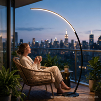 Lampadaire d'angle LED à intensité variable avec télécommande pour projets hôteliers