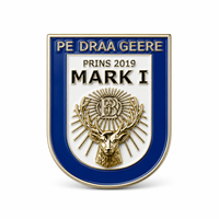 Badge en métal émaillé moulé sur mesure OEM ODM, motif tête de cerf et bouclier, souvenir de club, cadeau
